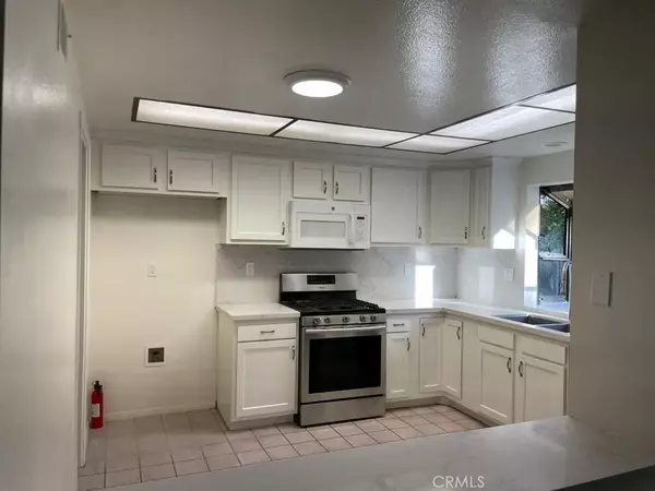 Yorba Linda, CA 92886,20430 Via Cadiz