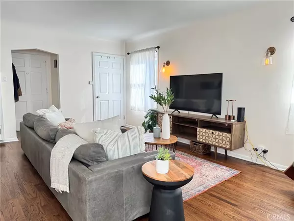 Long Beach, CA 90802,337 Lime #10