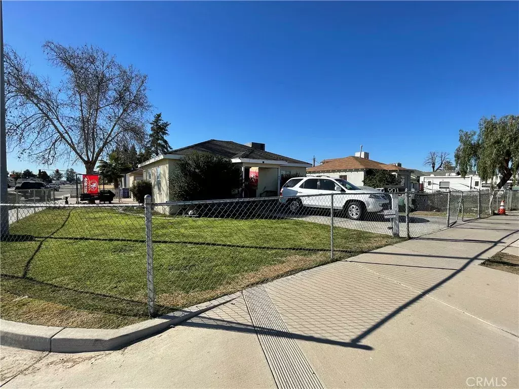 Bakersfield, CA 93308,901 Wilson