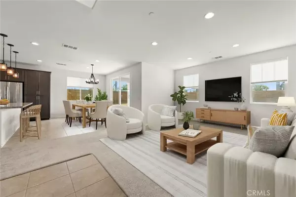 Anaheim, CA 92806,636 S Lakeshore Drive