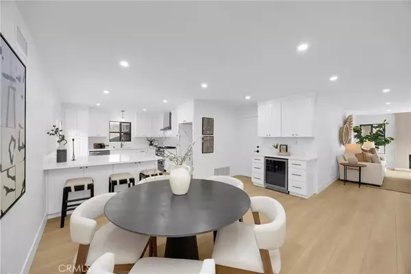 Fullerton, CA 92835,2725 Deerpark