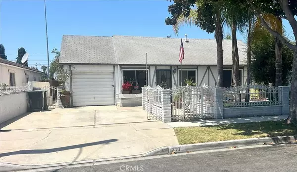 210 S Gunther, Santa Ana, CA 92704