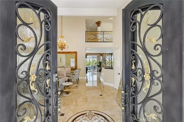 Corona, CA 92883,27658 Trailhead Court