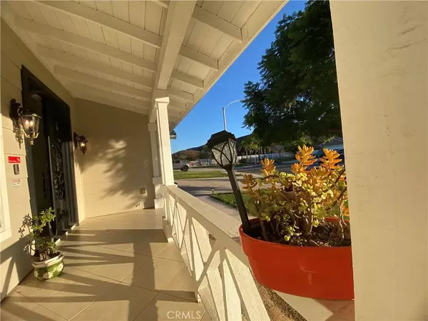 Corona, CA 92883,27658 Trailhead Court