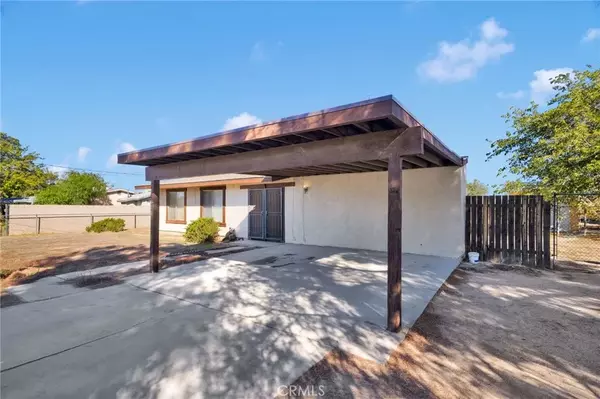 Hesperia, CA 92345,10611 Redwood Avenue