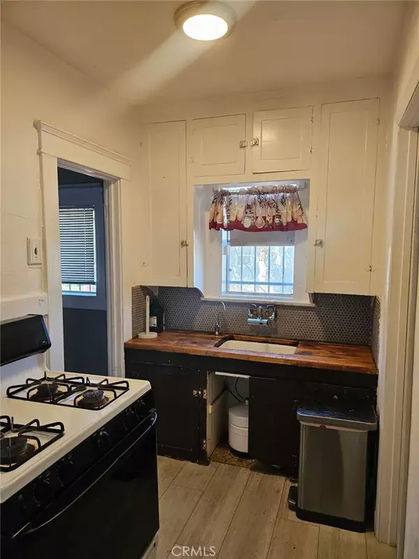 San Bernardino, CA 92411,1032 N J St.