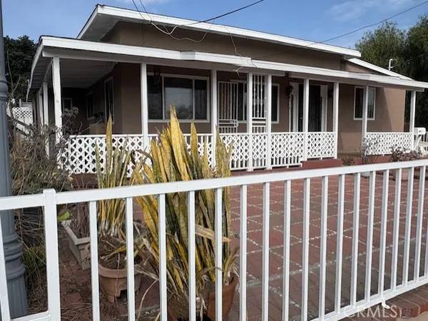 Long Beach, CA 90810,3661 Seabright