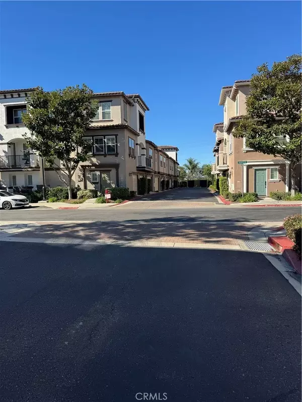 Stanton, CA 90680,8045 Torino