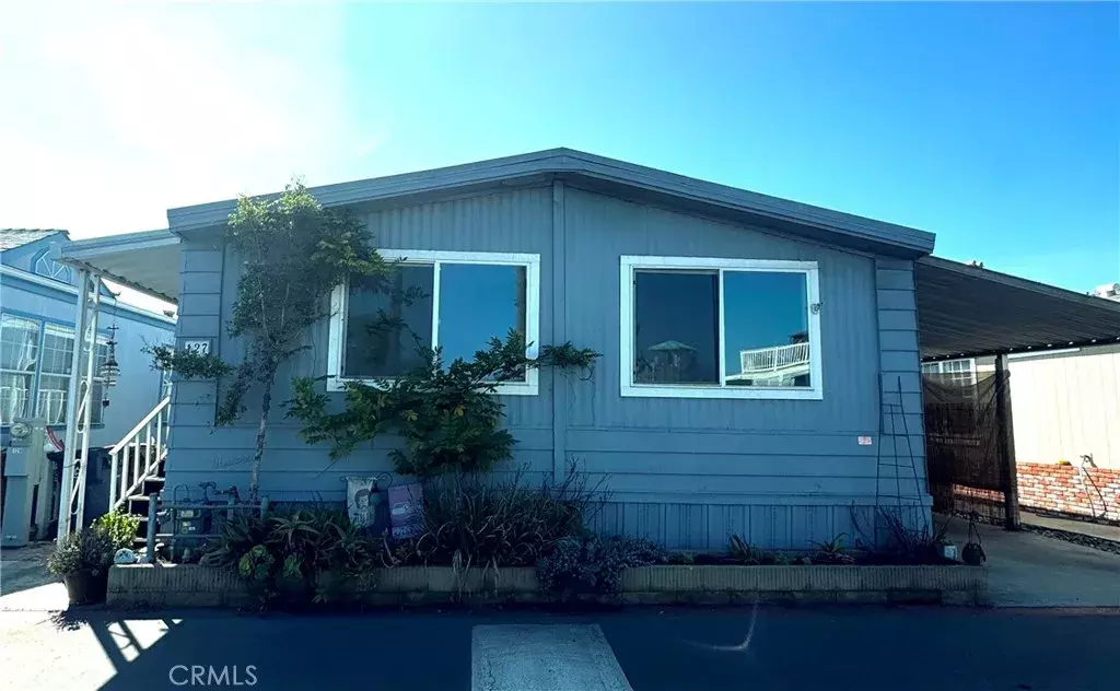 Huntington Beach, CA 92646,21851 Newland #127