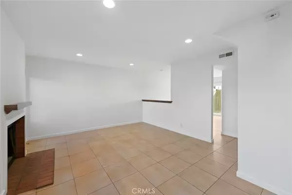 Bellflower, CA 90706,17641 Windward