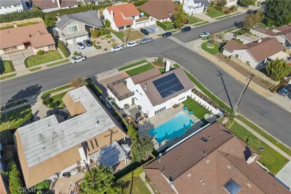 Placentia, CA 92870,242 Garfield