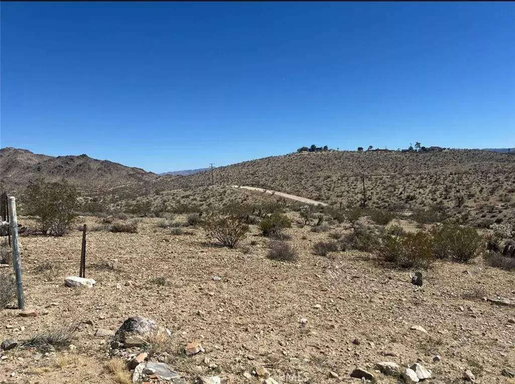 Yucca Valley, CA 92284,4515 Alta