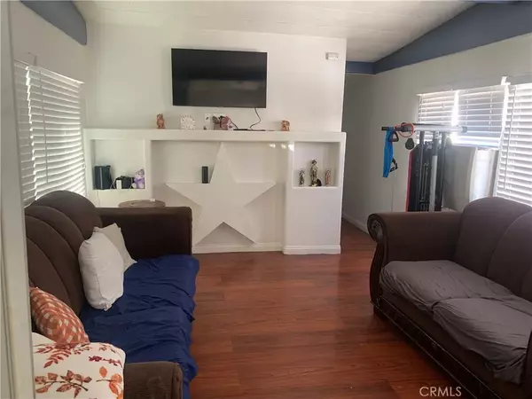 San Jacinto, CA 92583,485 Idyllwild #55