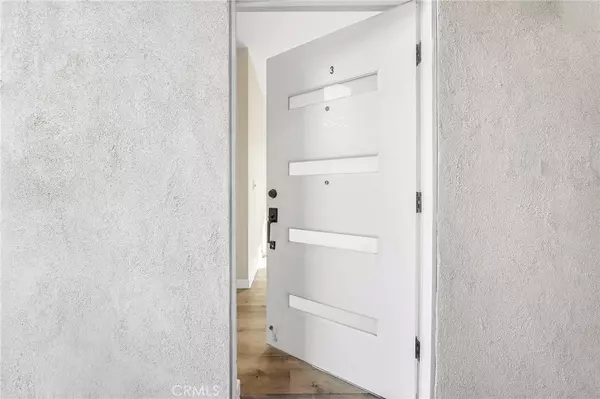 Los Angeles, CA 90011,1002 E 33rd Street #3