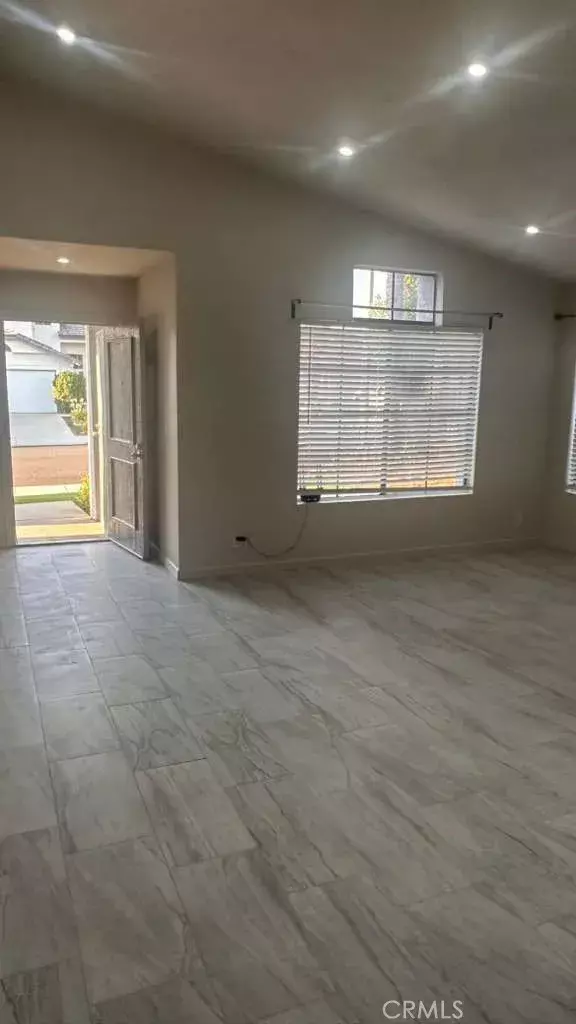 Menifee, CA 92585,27709 Camino Donaire