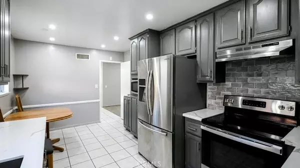 Garden Grove, CA 92840,10136 Montecito Plz