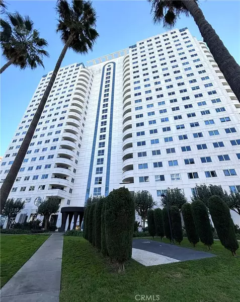 525 E Seaside Way #1801, Long Beach, CA 90802