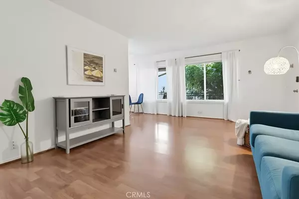 Long Beach, CA 90802,307 Cherry Avenue #6