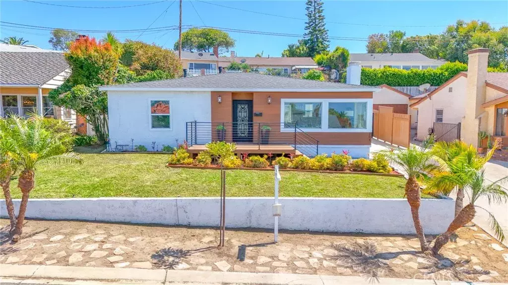 204 Via Colusa, Redondo Beach, CA 90277