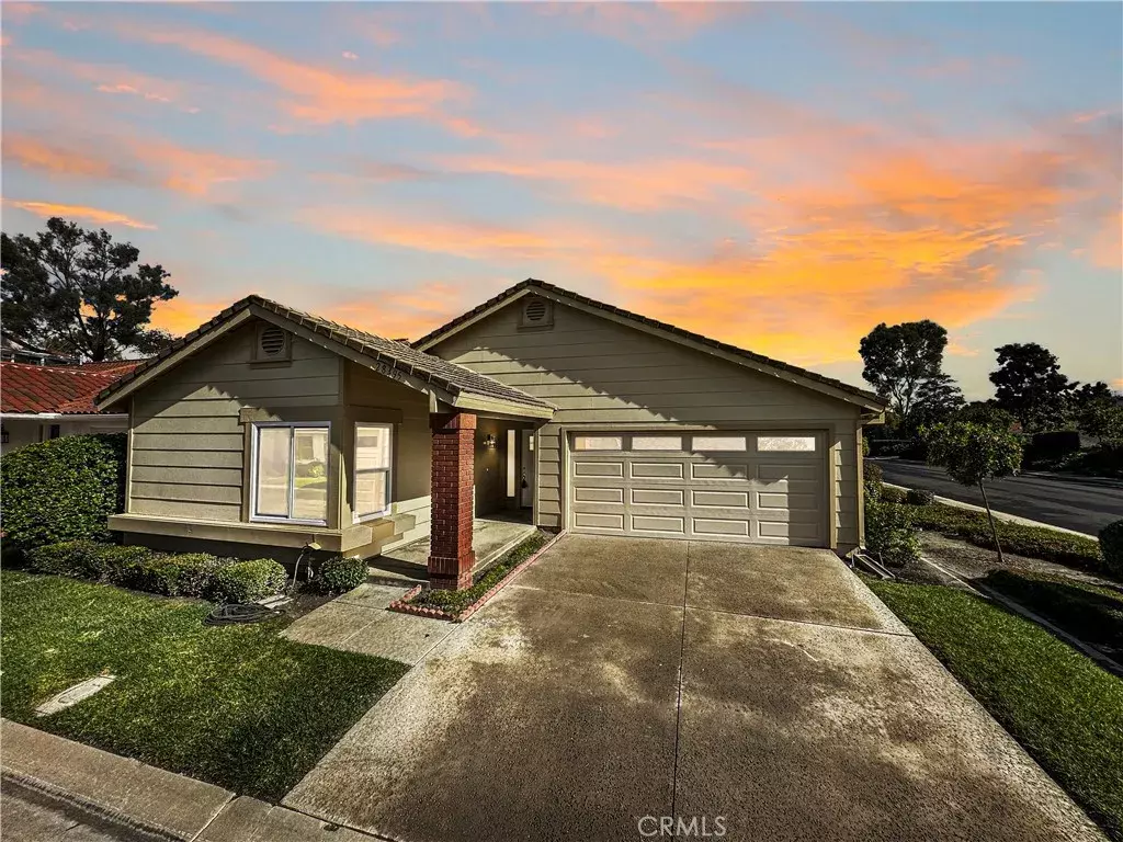 Mission Viejo, CA 92692,28495 Barbosa