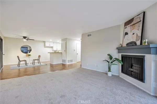 Yorba Linda, CA 92886,6084 Terrace