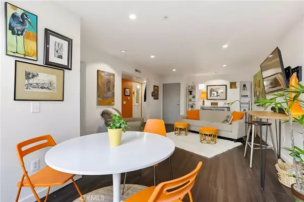 Long Beach, CA 90802,834 E 4th Street #29