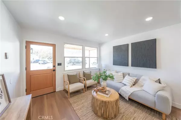 Fullerton, CA 92833,218 Muroc