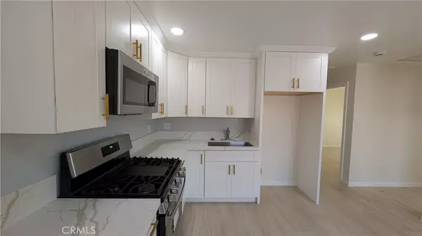 Downey, CA 90242,7923 Leeds Street #A