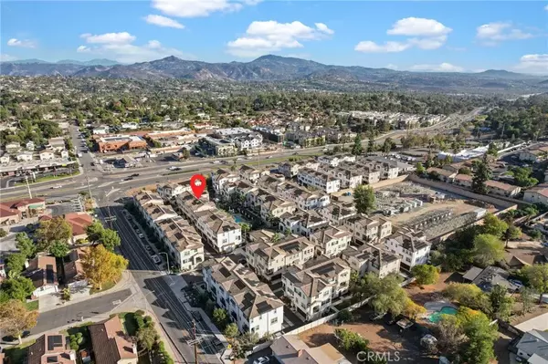 Escondido, CA 92025,427 Carina
