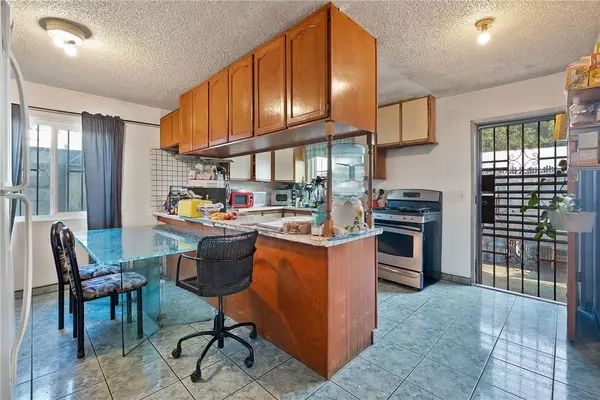 Compton, CA 90220,1020 N Kemp Avenue