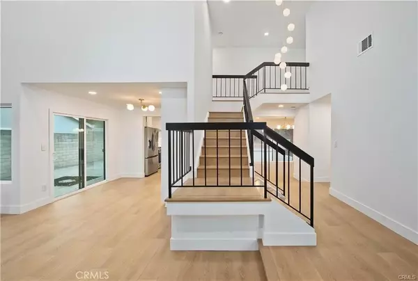 Northridge, CA 91324,18611 Lassen