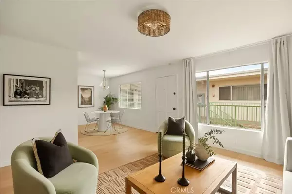 Long Beach, CA 90814,334 Gladys Avenue #305