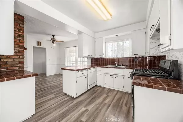 Anaheim, CA 92805,845 S Verde