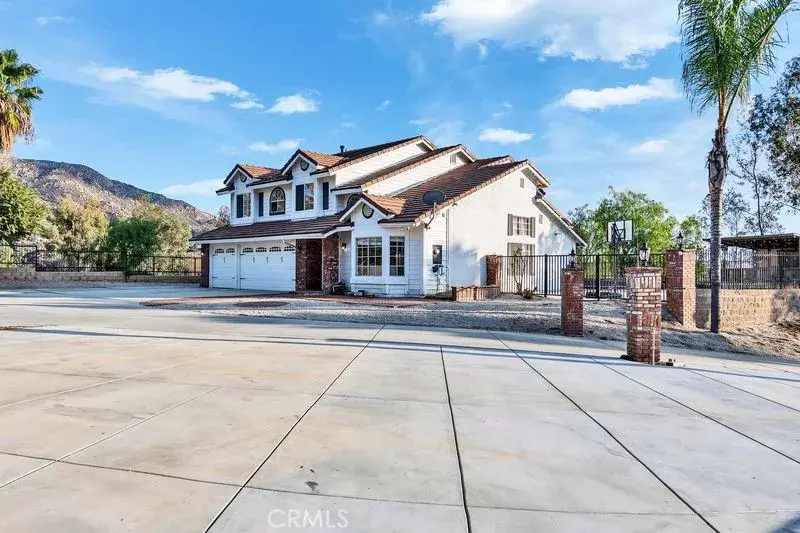 Moreno Valley, CA 92557,10161 Canyon Vista