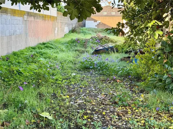 Cerritos, CA 90703,0 Elmcroft