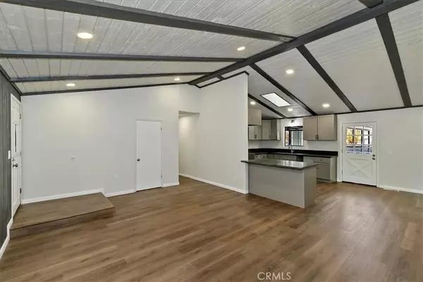 Big Bear Lake, CA 92315,42736 Tannenbaum Platz