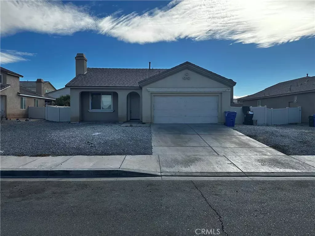 Adelanto, CA 92301,11807 Desert Glen
