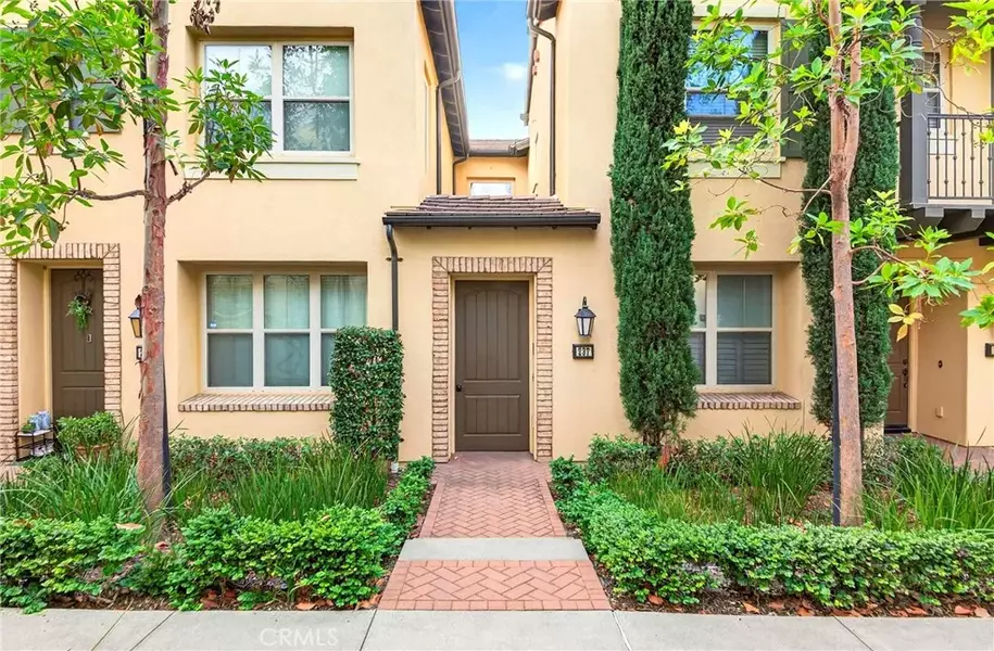 237 Overbrook, Irvine, CA 92620