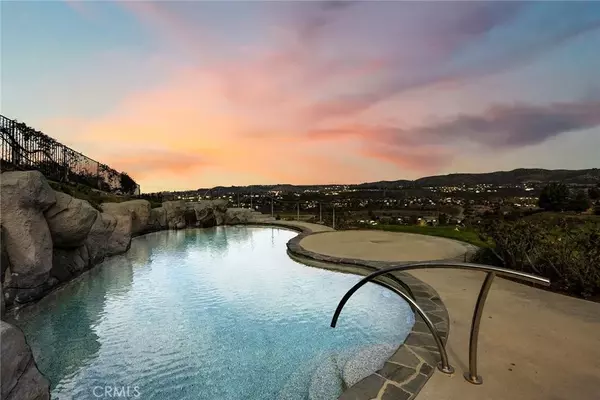 926 N Meads, Orange, CA 92869