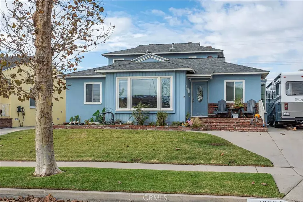 Lakewood, CA 90713,4323 Conquista