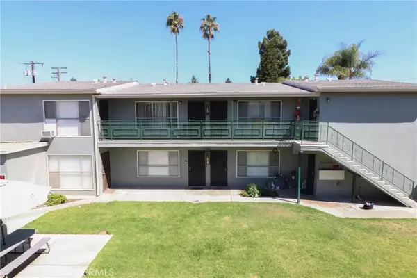 Anaheim, CA 92806,2227 E Westport #1