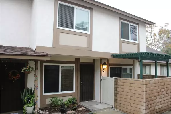 5478 E Willow Woods #107-C, Anaheim, CA 92807
