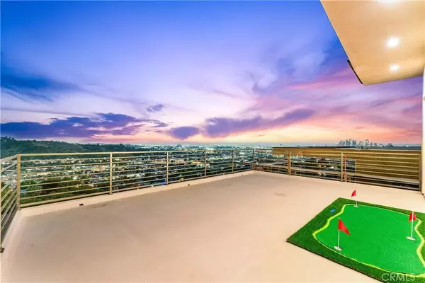 Los Angeles, CA 90065,615 Etta Street