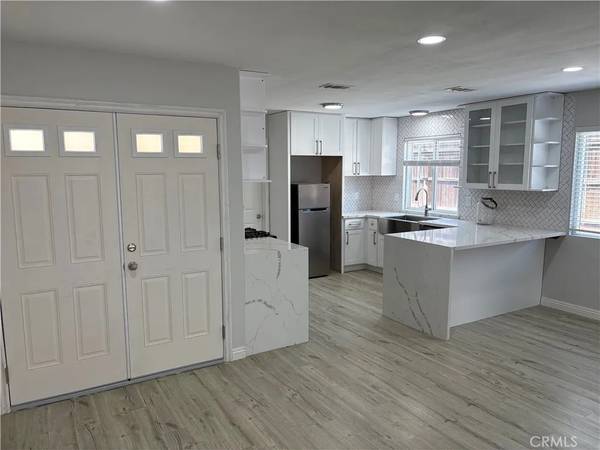 Moreno Valley, CA 92557,23320 Sonnet