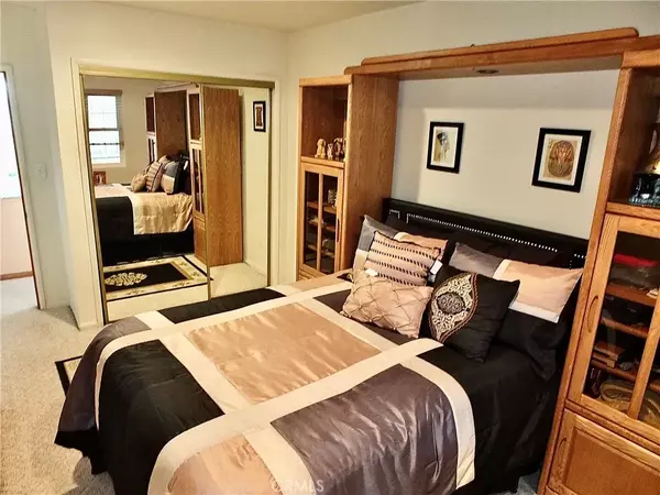 Hawthorne, CA 90250,4907 W 139th