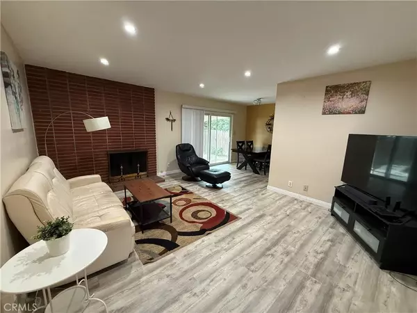 Anaheim, CA 92804,628 S Echo