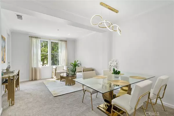 Irvine, CA 92612,3207 Watermarke Place