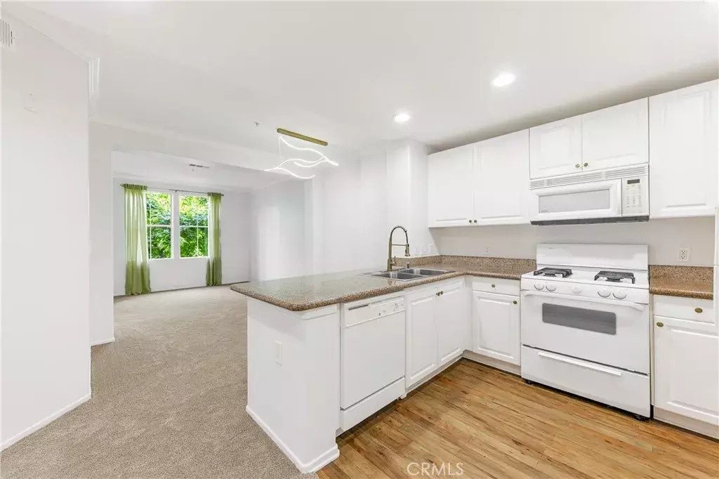 Irvine, CA 92612,2257 Watermarke Place