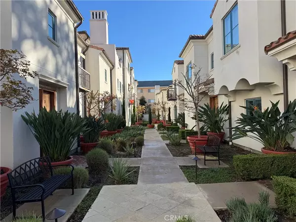 Pasadena, CA 91107,188 S Sierra Madre Boulevard #12