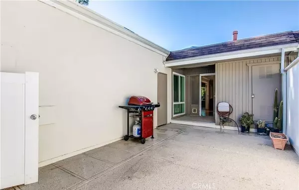 Laguna Hills, CA 92653,22131 Caminito Vino